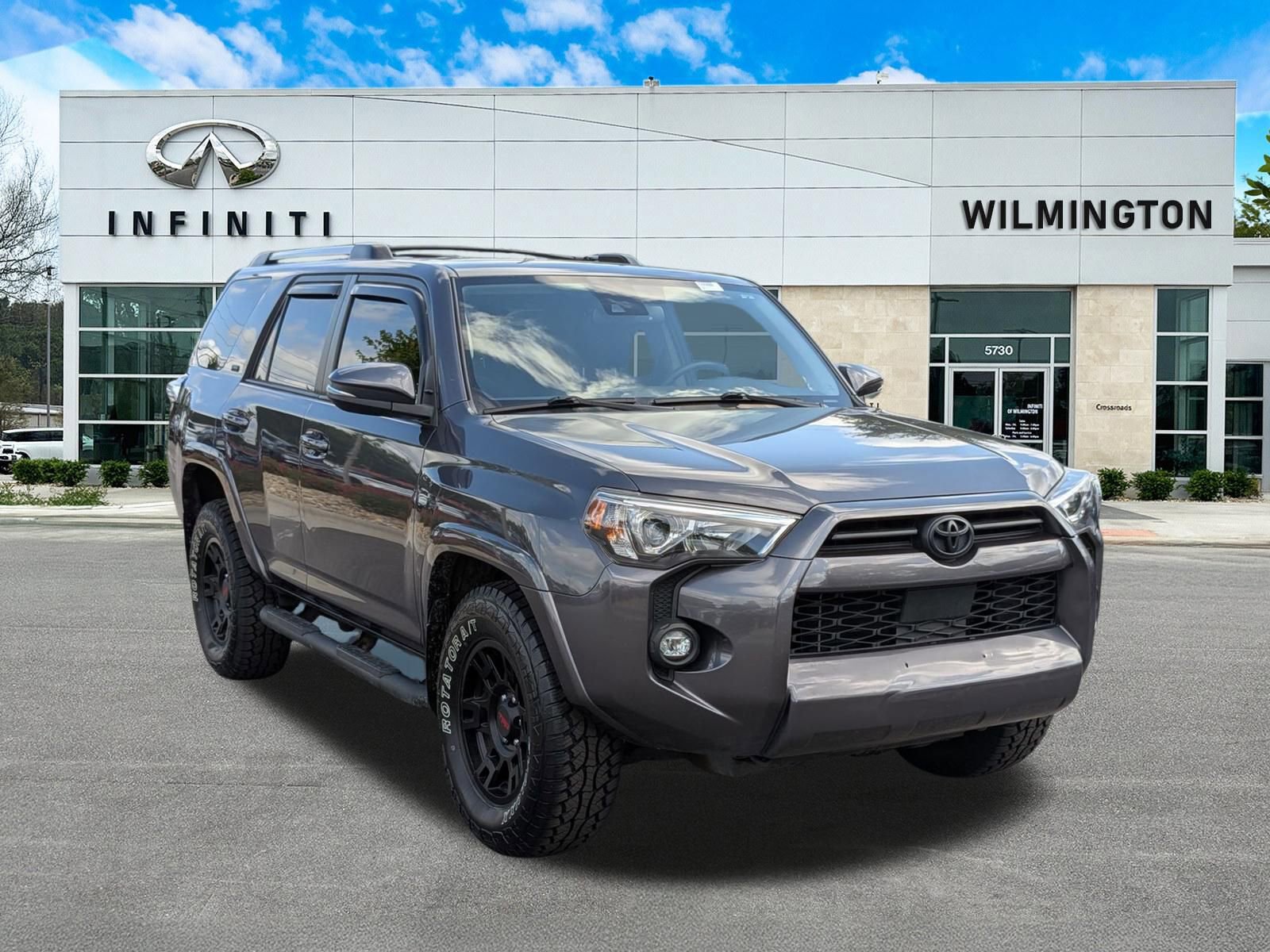 Used 2022 Toyota 4Runner SR5 Premium w/ Moonroof Package RWD image 1