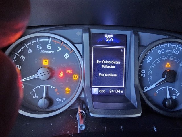 Used 2020 Toyota Tacoma 2WD Double Cab image 27