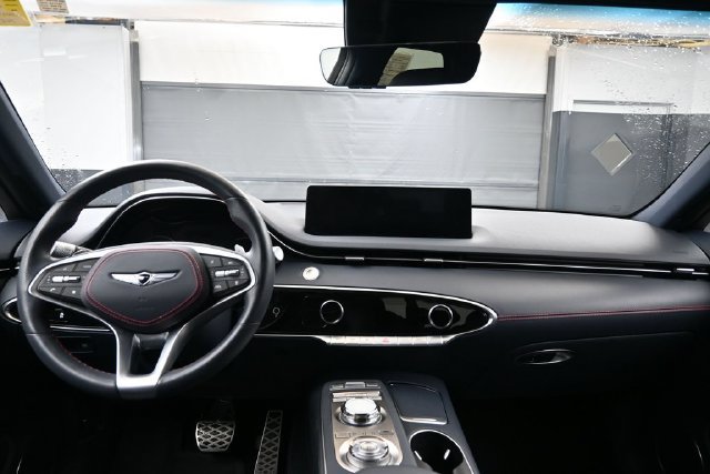 Used 2025 Genesis GV70 3.5T Sport AWD/4WD image 22