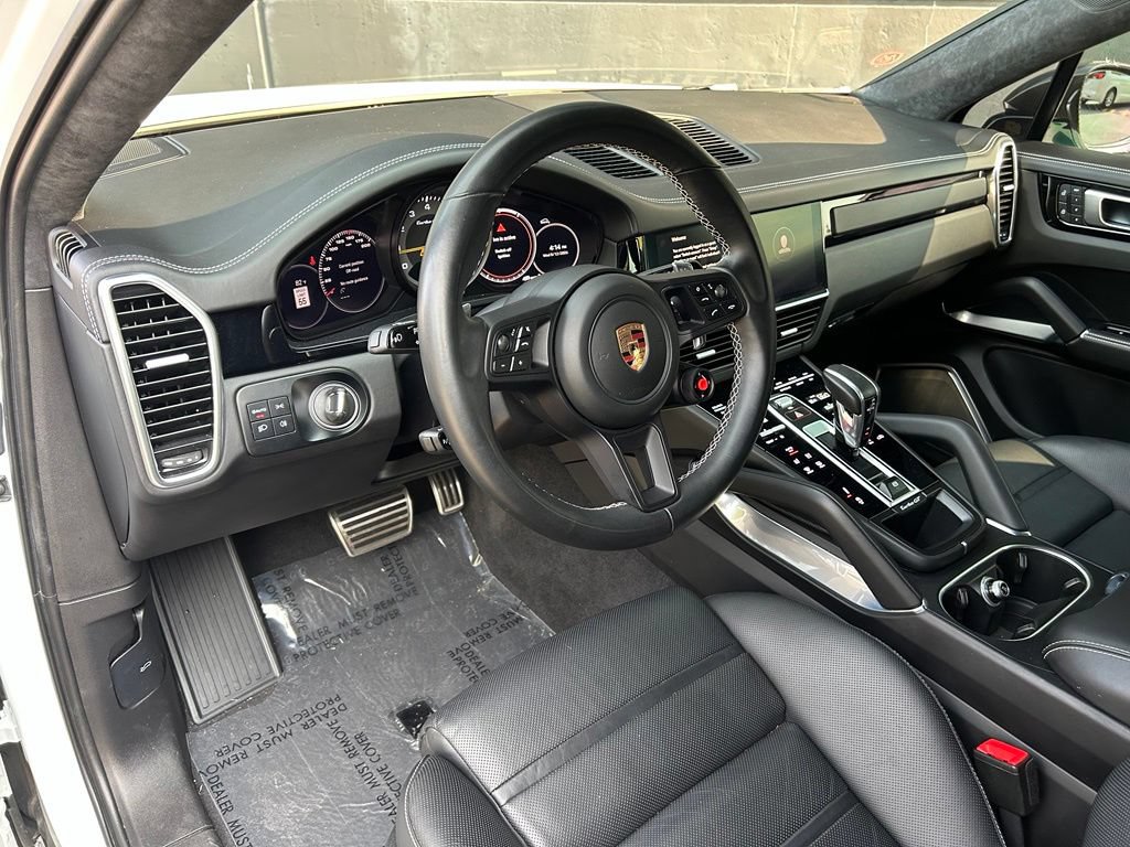 Certified 2023 Porsche Cayenne Turbo GT AWD/4WD image 21
