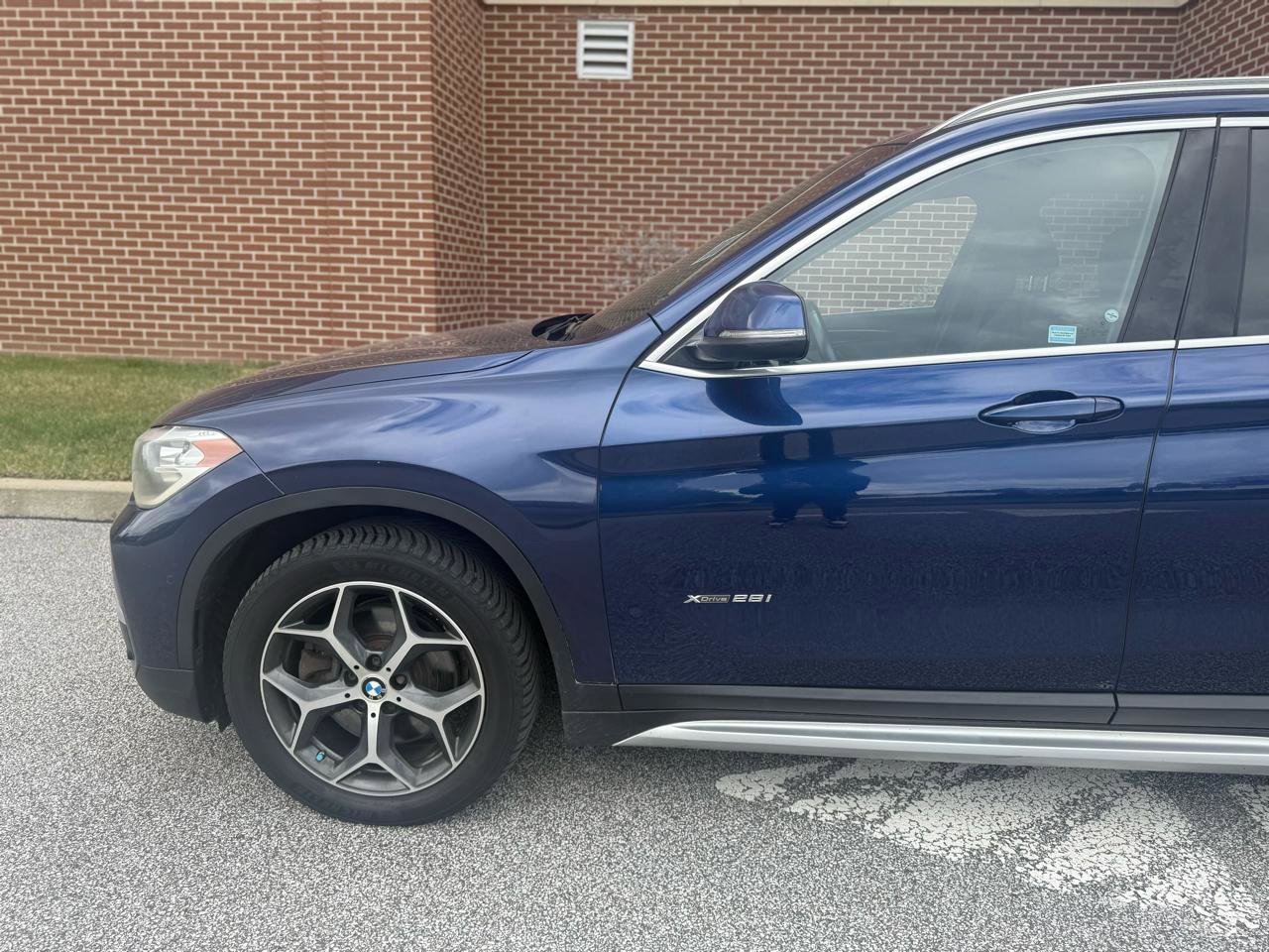 Used 2018 BMW X1 xDrive28i image 8