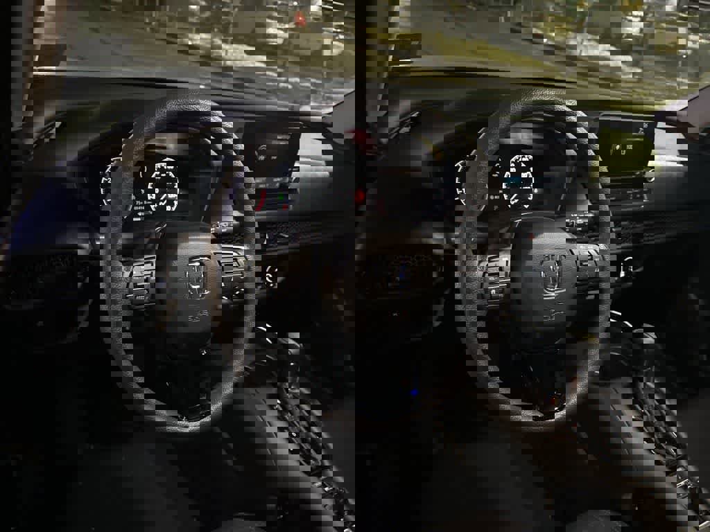 Used 2023 Honda HR-V LX image 30