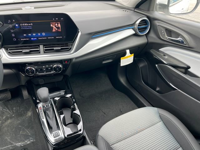 New 2026 Chevrolet Trax LT w/ Driver Confidence Package FWD image 28