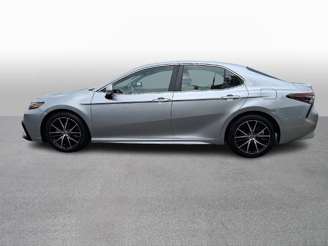 Used 2024 Toyota Camry SE FWD image 7