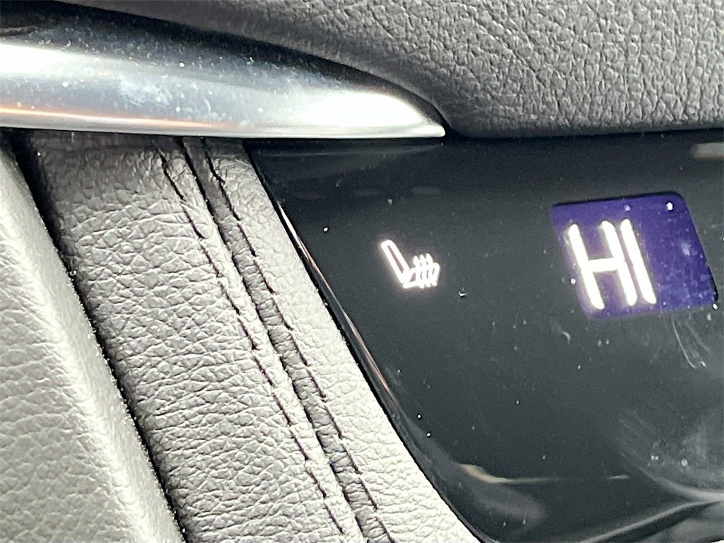 Certified 2025 Cadillac XT5 Premium Luxury image 20