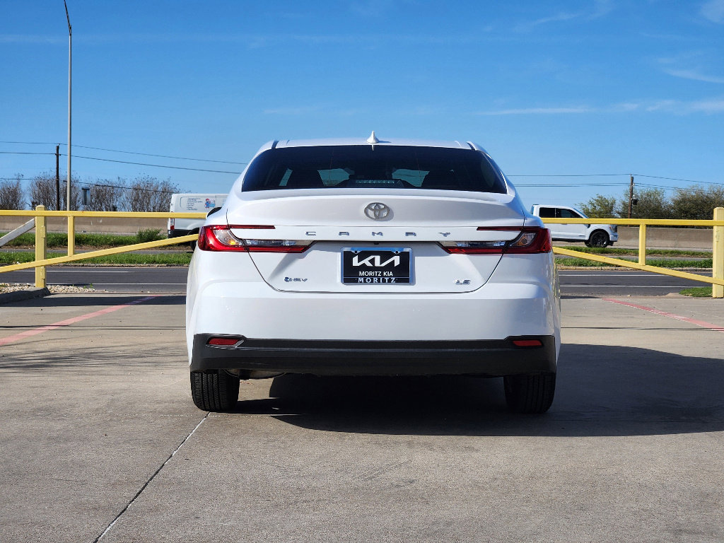 Used 2026 Toyota Camry LE w/ Convenience Package image 5