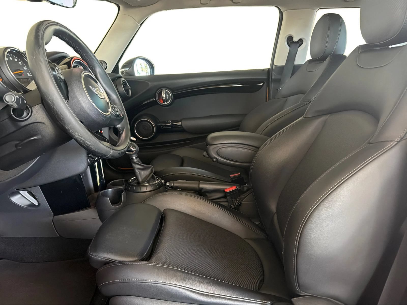 Used 2015 MINI Cooper S FWD image 9
