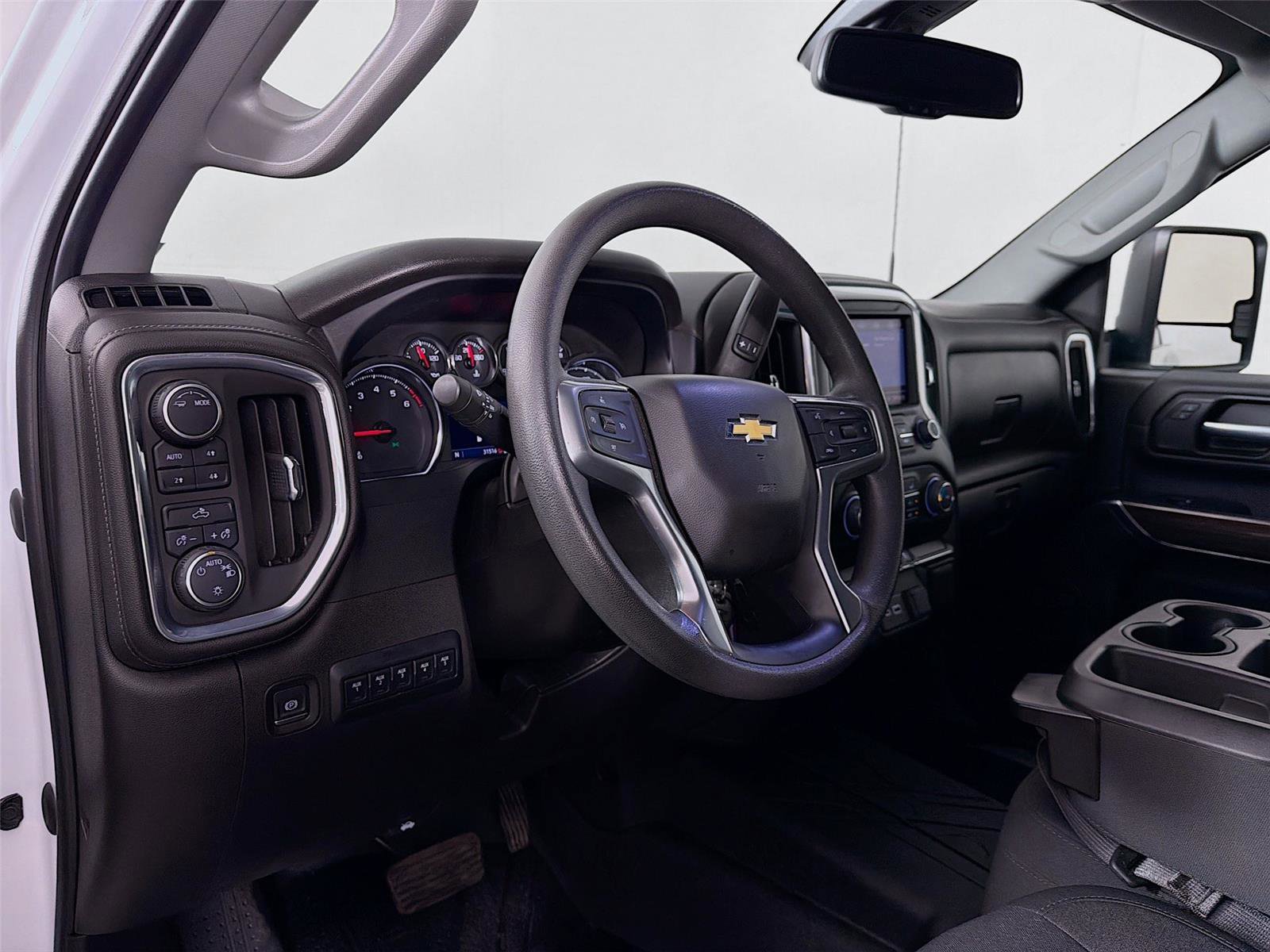 Used 2022 Chevrolet Silverado 3500 LT w/ Gooseneck/5TH Wheel Package AWD/4WD image 9