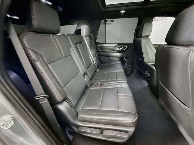 Used 2024 Chevrolet Tahoe RST w/ Luxury Package AWD/4WD image 30