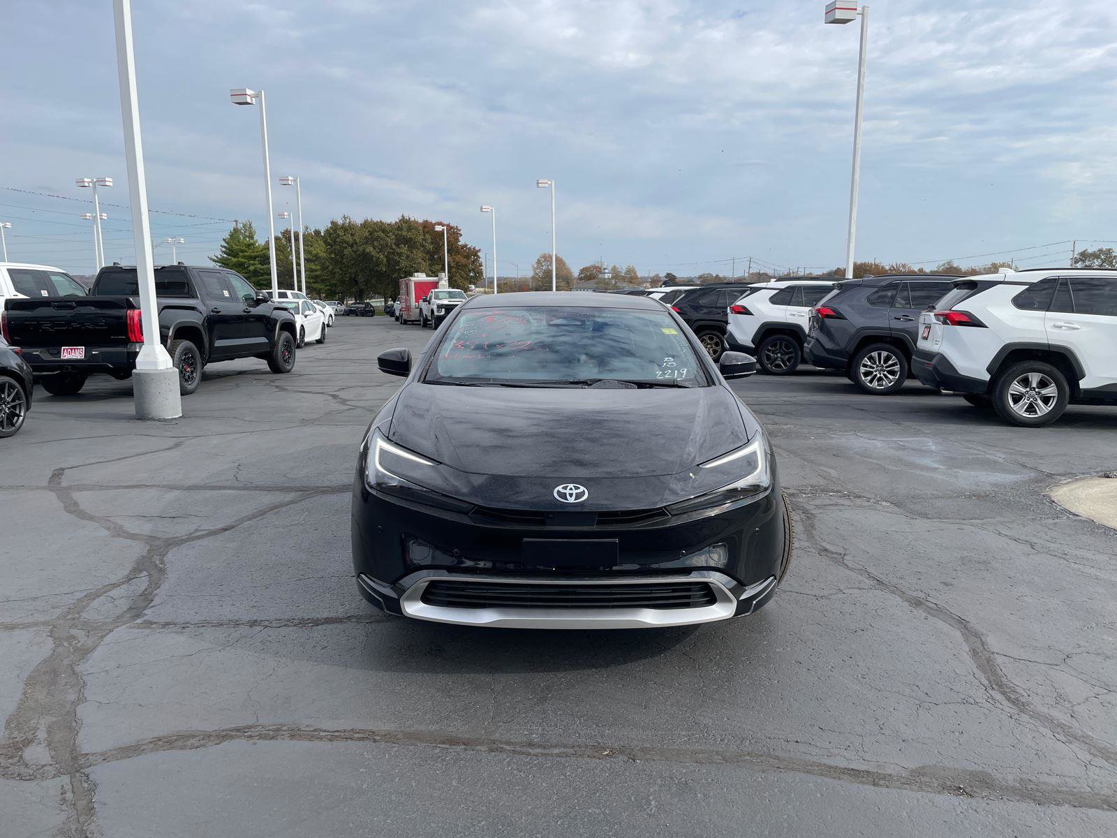 Used 2026 Toyota Prius XSE Premium w/ Limited Premium Package image 2