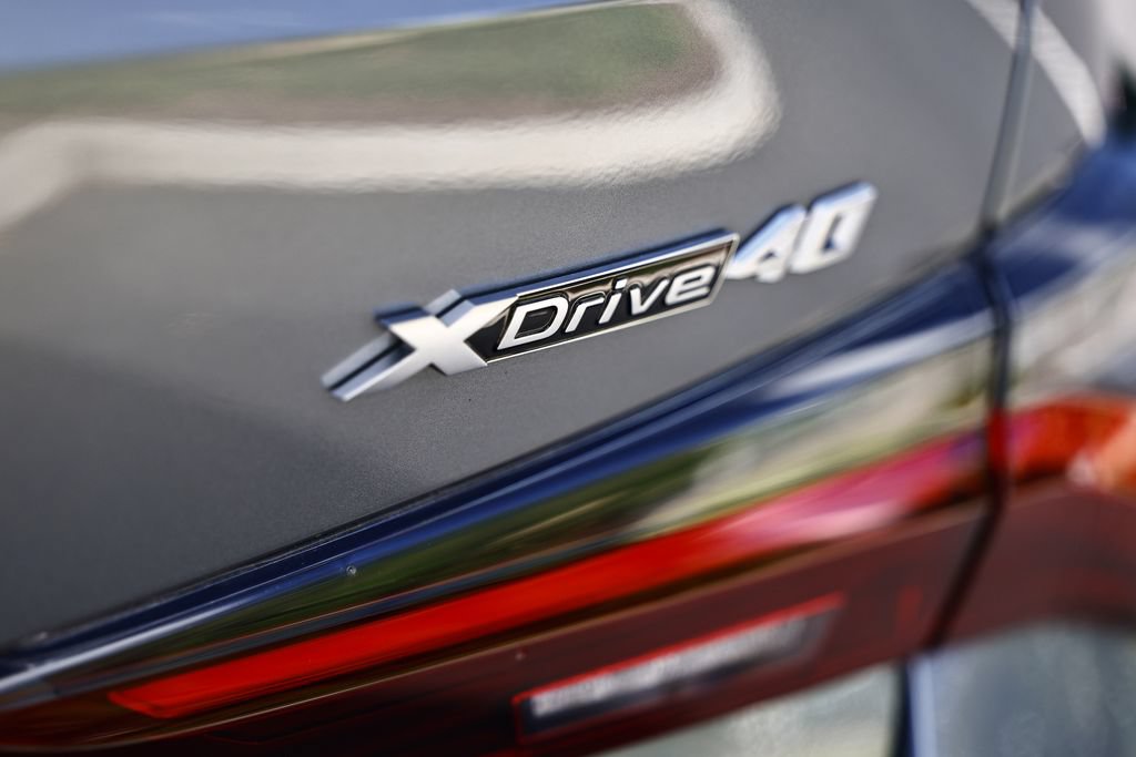 Used 2025 BMW i4 xDrive40i w/ Premium Package AWD/4WD image 6
