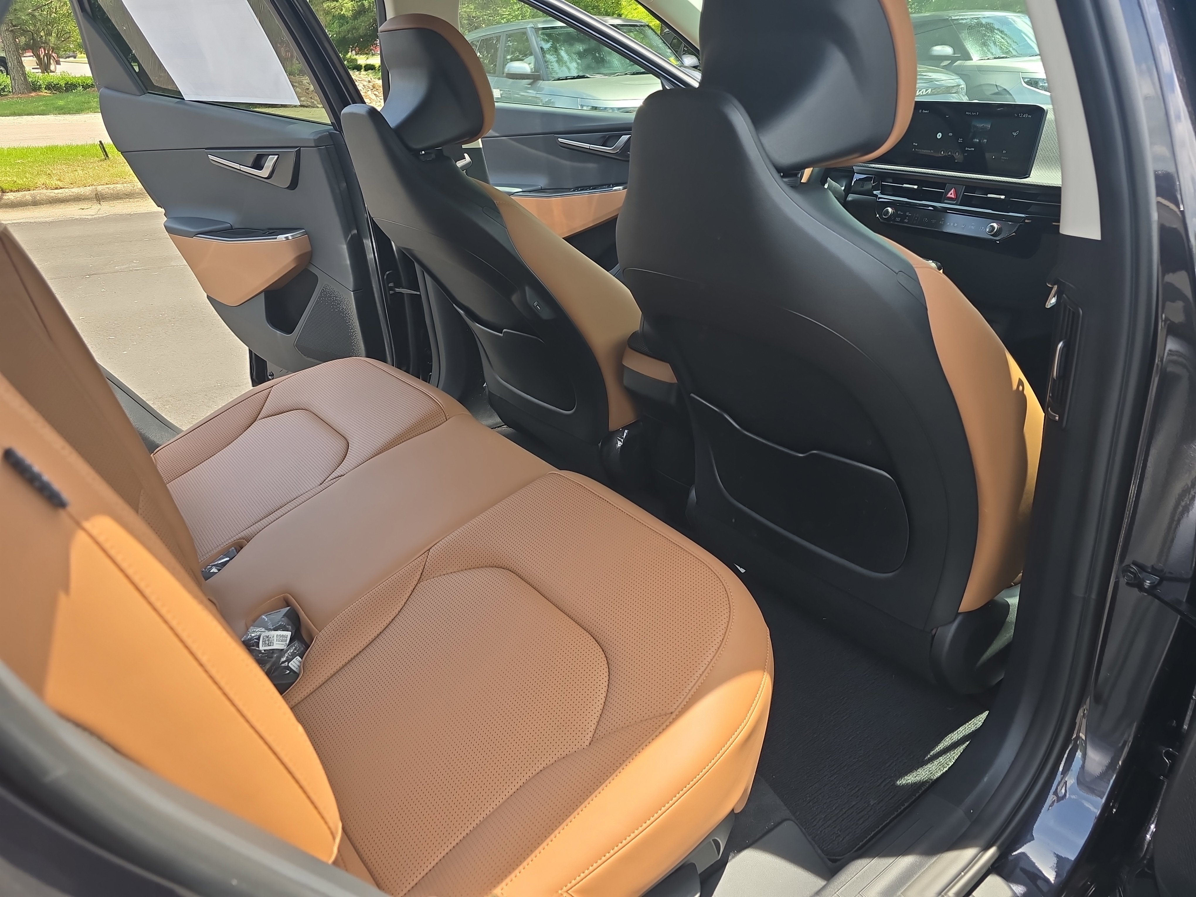 New 2025 Kia EV6 Wind image 11