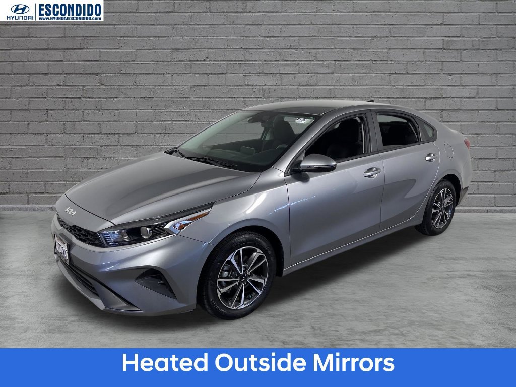 Used 2024 Kia Forte LXS w/ LXS Technology Package FWD image 7