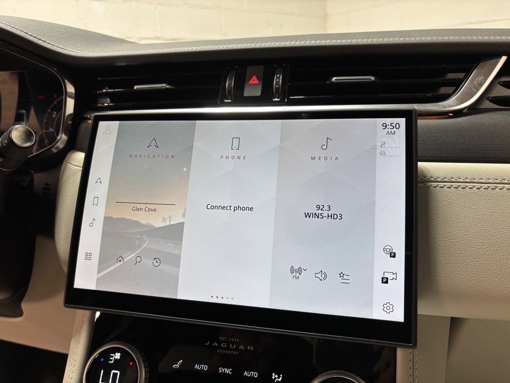 New 2026 Jaguar F-PACE R-Dynamic S image 16