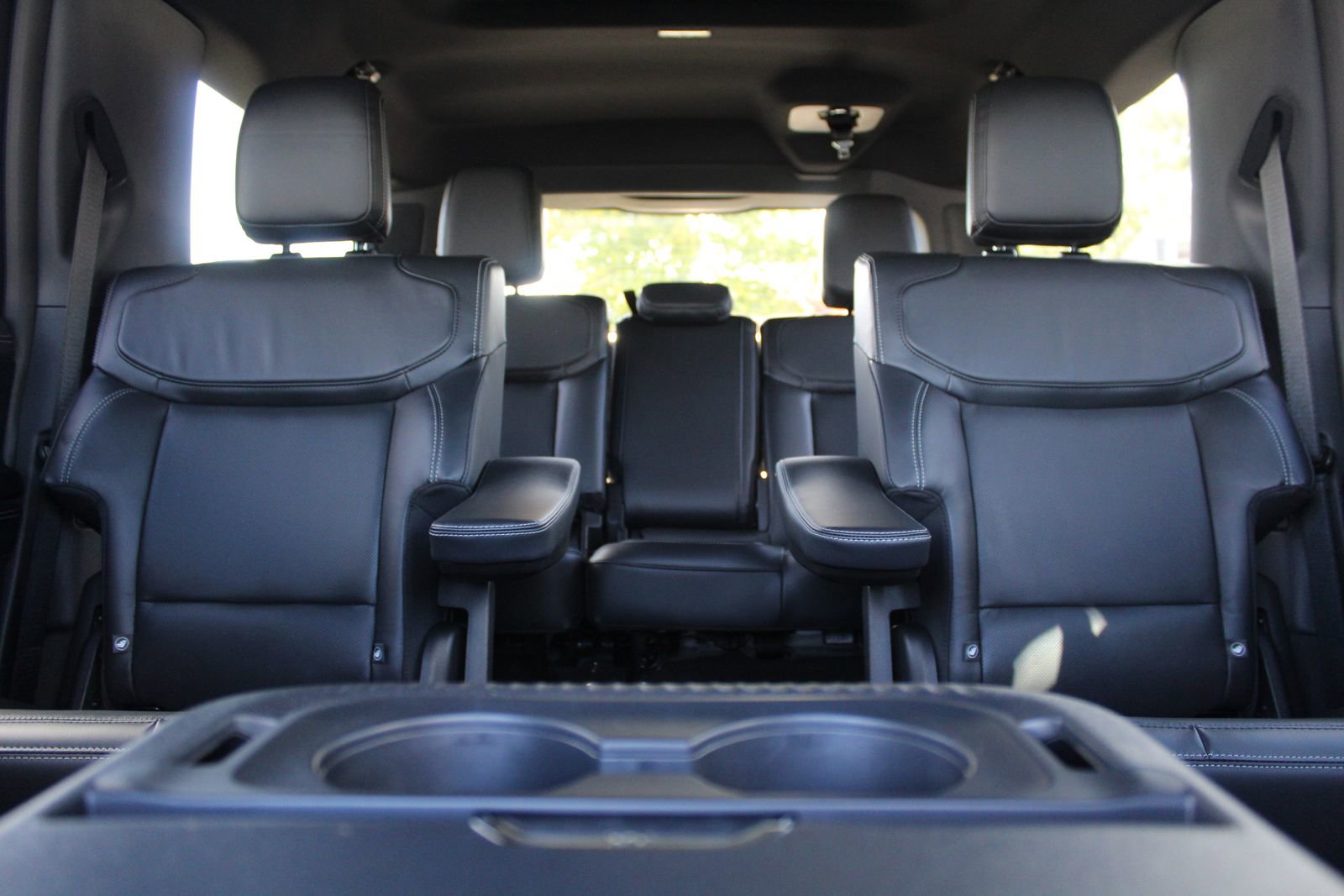 New 2025 Ford Expedition Max Platinum w/ Stealth Performance Package image 13