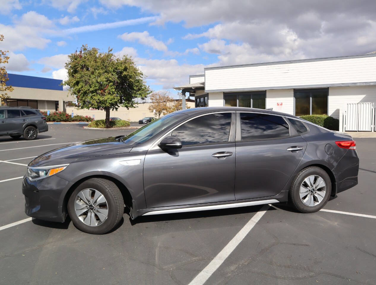 Used 2017 Kia Optima Premium image 15