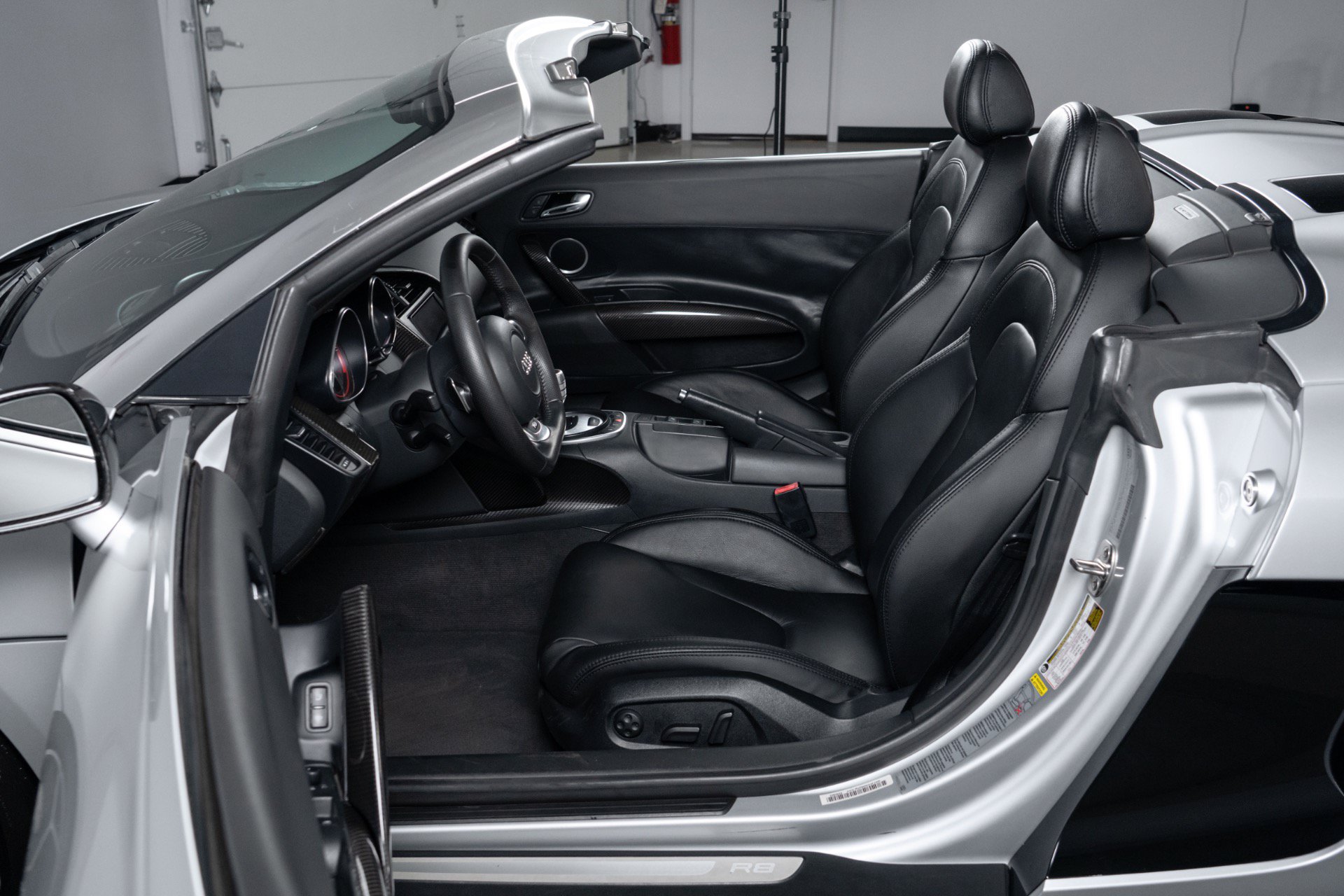 Used 2012 Audi R8 V10 AWD/4WD image 46
