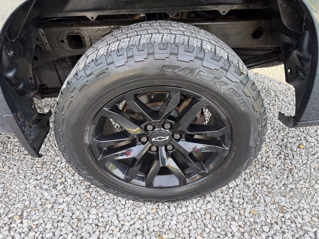 Used 2019 Chevrolet Silverado 1500 LT w/ All-Star Edition AWD/4WD image 29