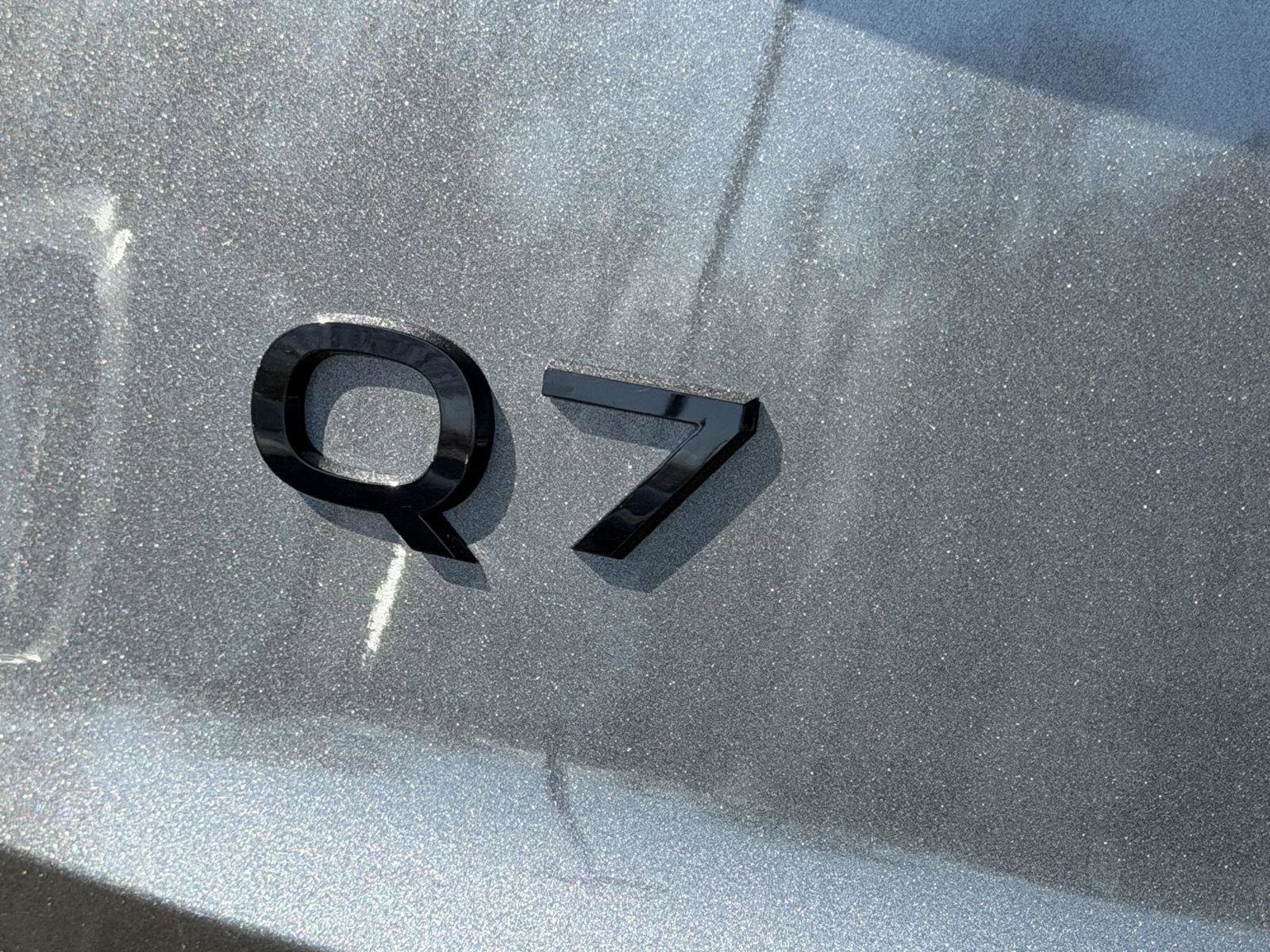 Used 2025 Audi Q7 2.0T Premium w/ Convenience Plus Package image 24