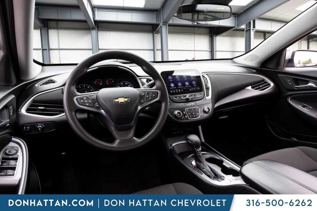 Used 2024 Chevrolet Malibu LT FWD image 14