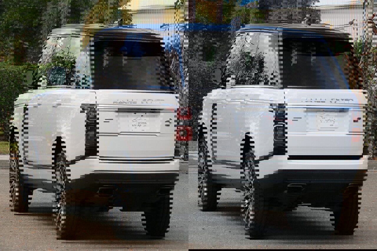 Used 2019 Land Rover Range Rover Supercharged image 12