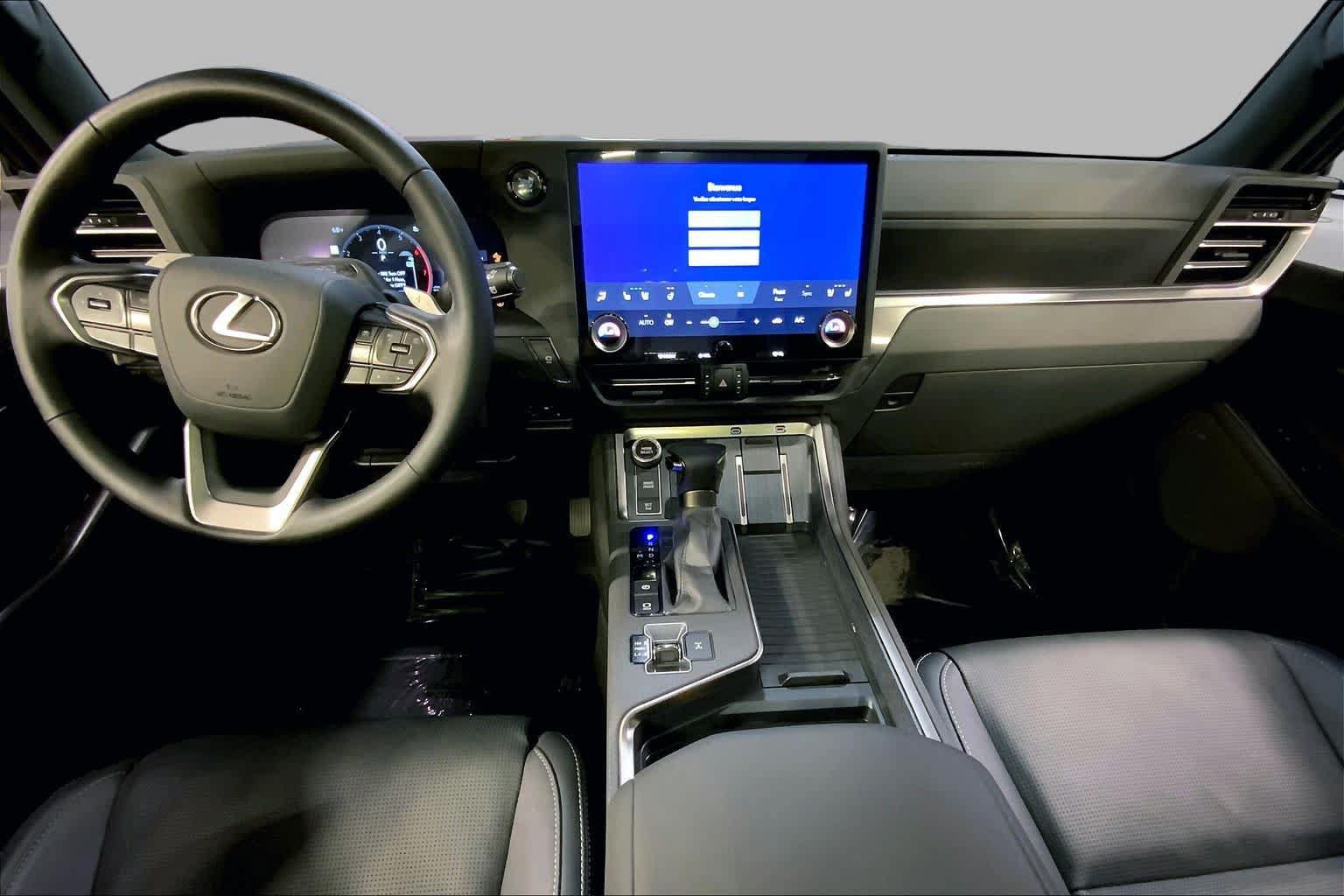 Used 2024 Lexus GX 550 w/ Cold Area Package AWD/4WD image 16