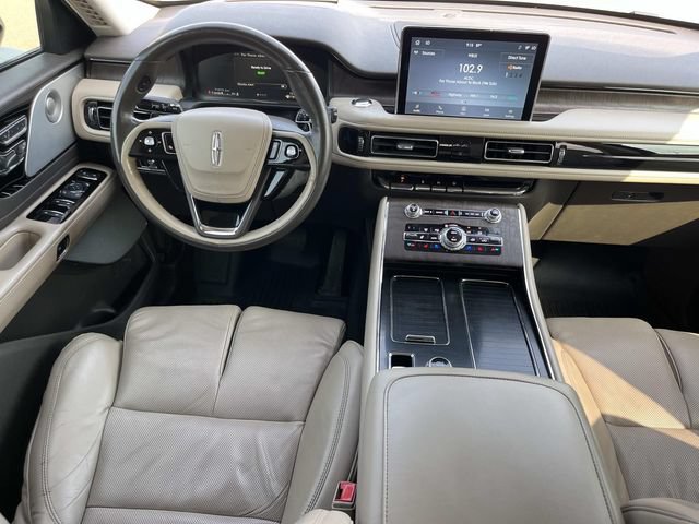 Used 2020 Lincoln Aviator Grand Touring w/ Equipment Group 302A AWD/4WD image 13