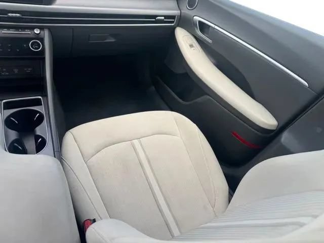 Used 2025 Hyundai Sonata SEL FWD image 20