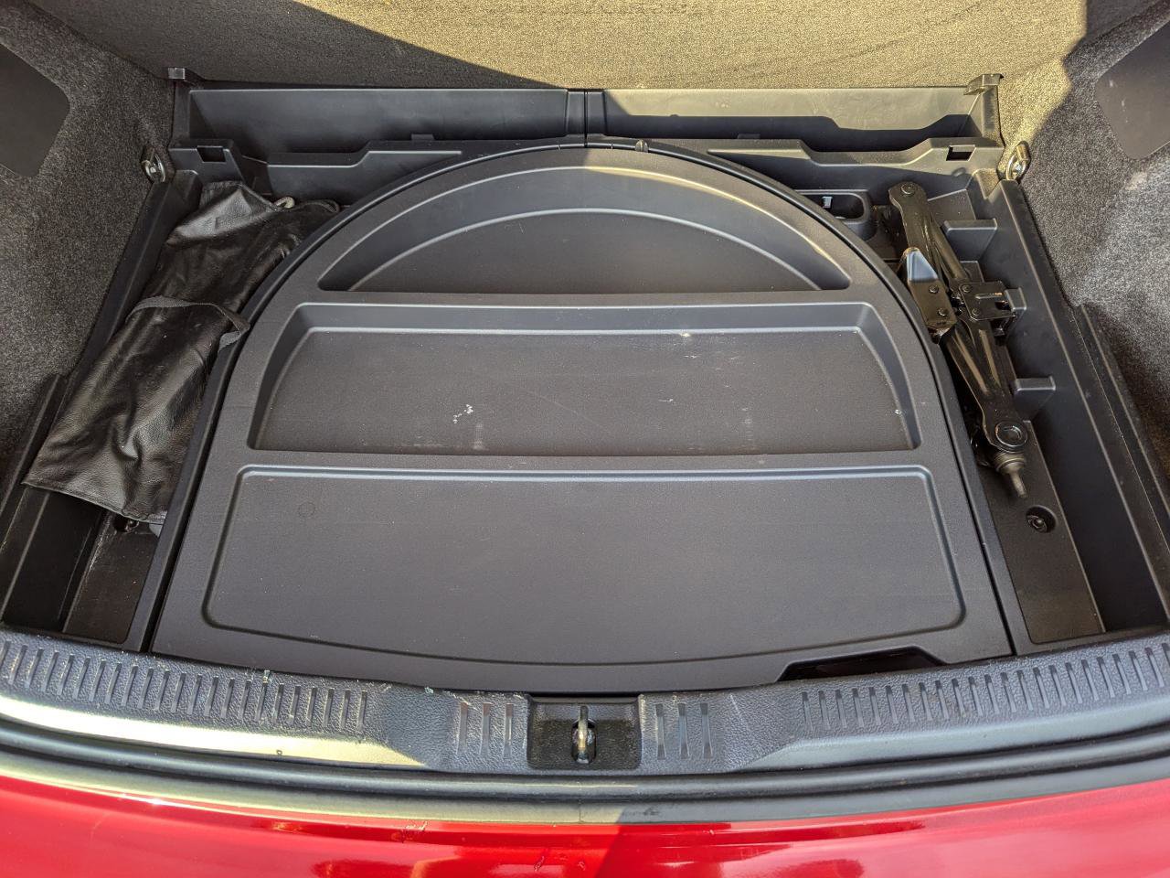 Used 2018 Toyota Corolla iM w/ All-Weather Mat Package FWD image 41