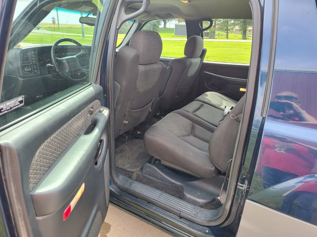 Used 2002 Chevrolet Avalanche 4x4 w/ Convenience Pkg image 6