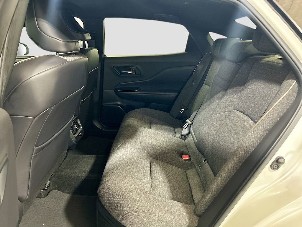 Used 2023 Toyota Crown XLE image 21