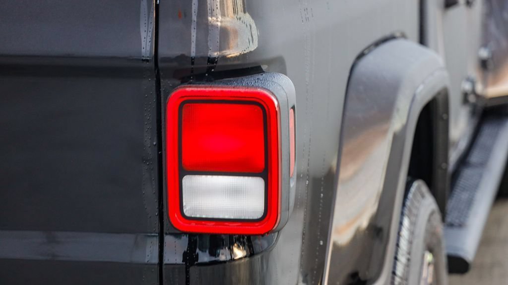 New 2026 Jeep Gladiator Sport AWD/4WD image 10