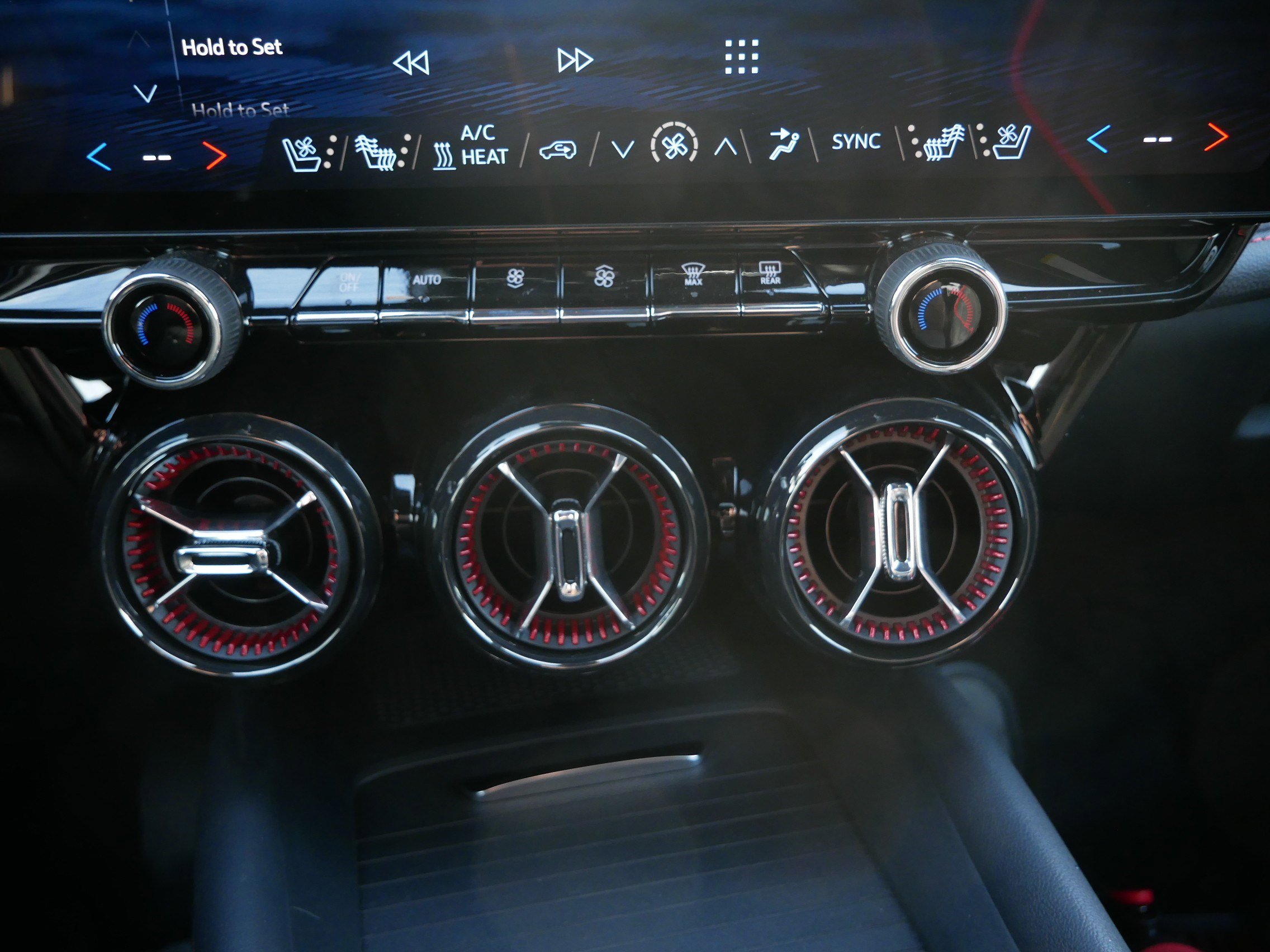 New 2026 Chevrolet Blazer EV RS AWD/4WD image 8