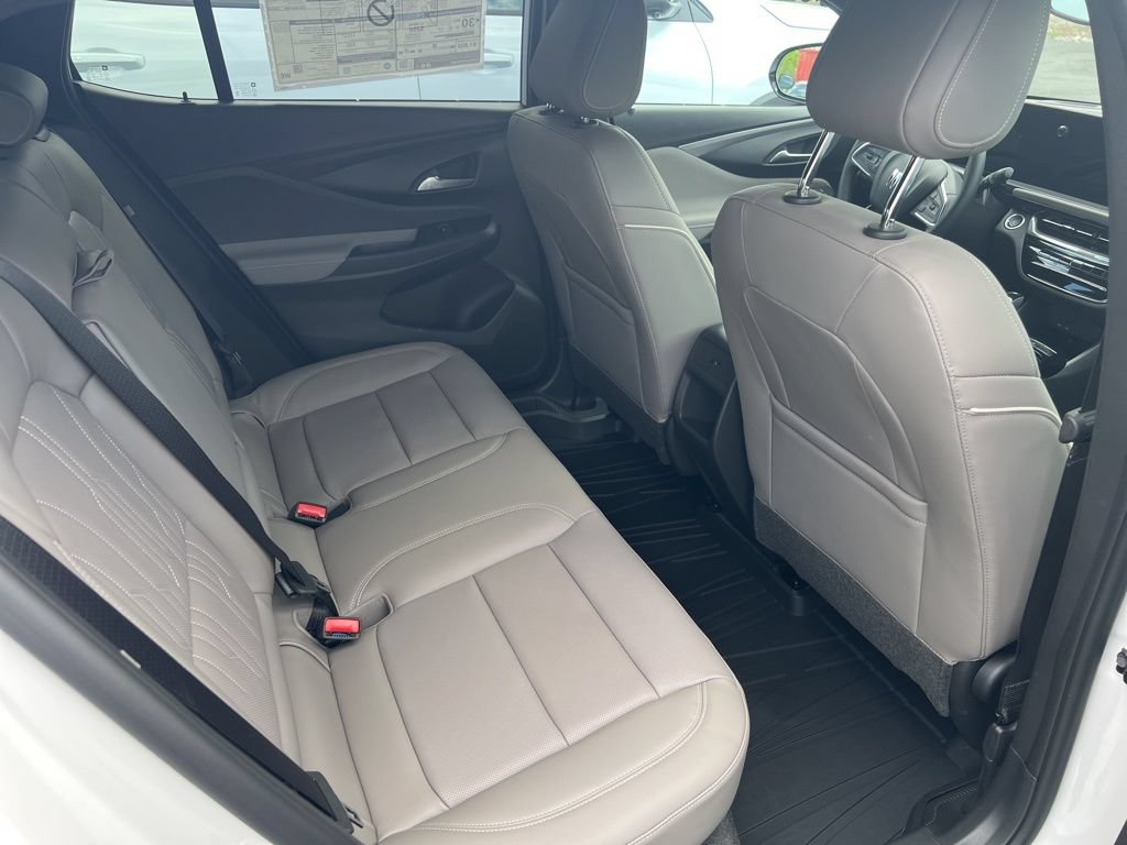 New 2026 Buick Envista Preferred FWD image 9