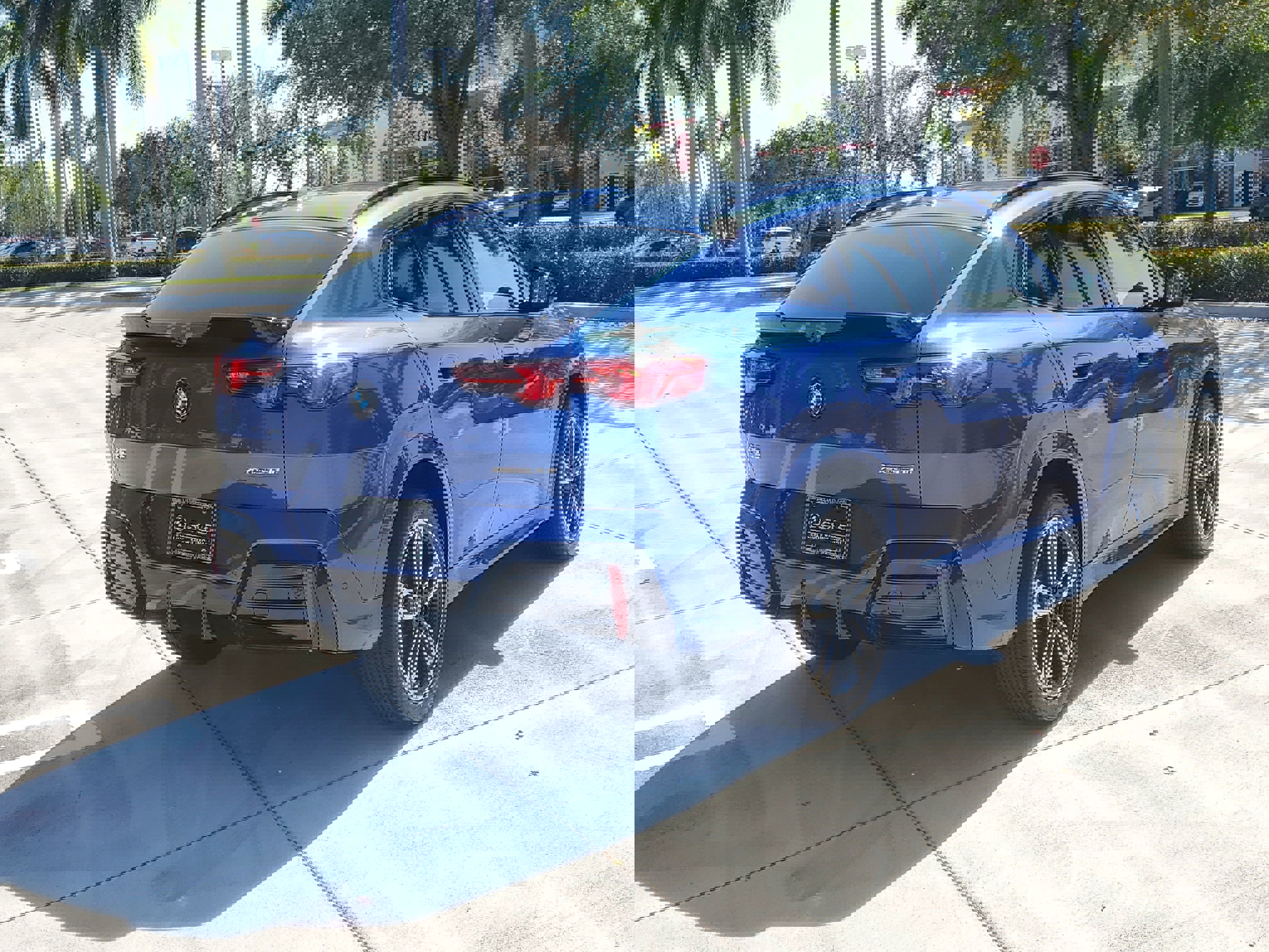 Used 2025 BMW X2 xDrive28i w/ Premium Package image 10