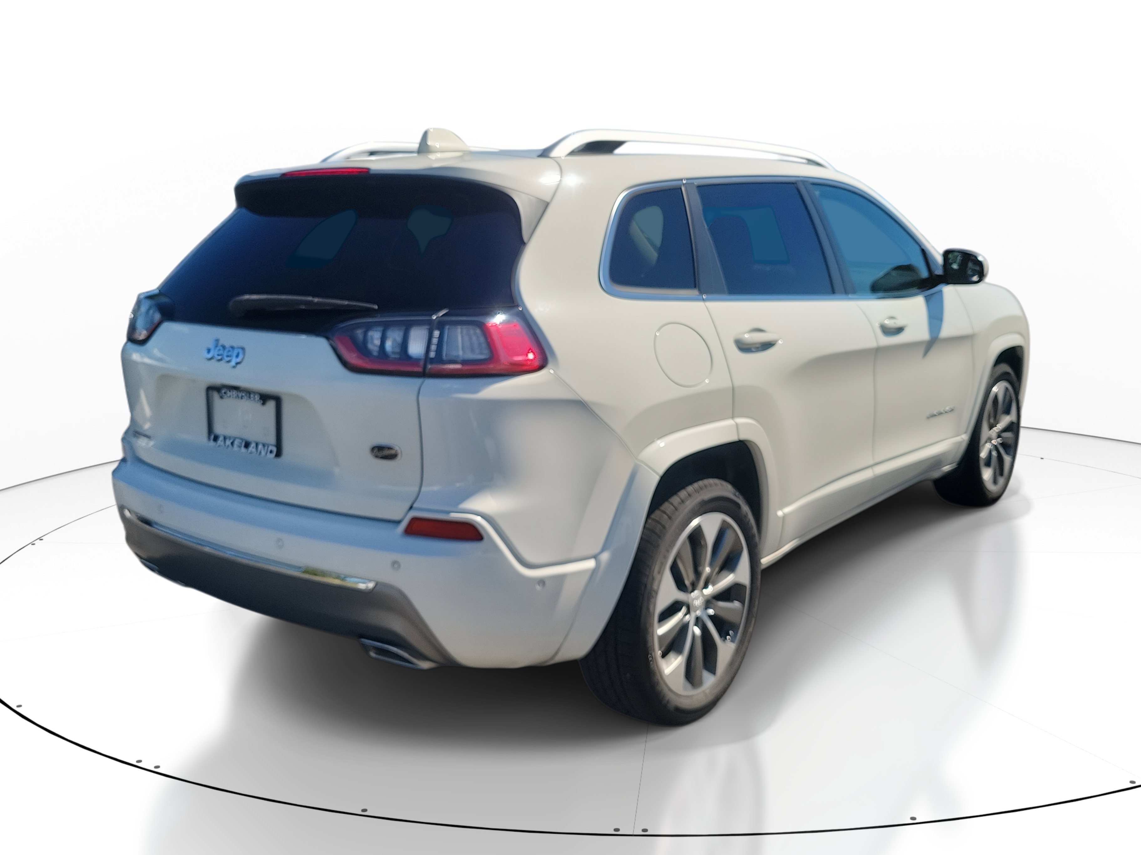 Used 2019 Jeep Cherokee Overland w/ Technology Group image 6