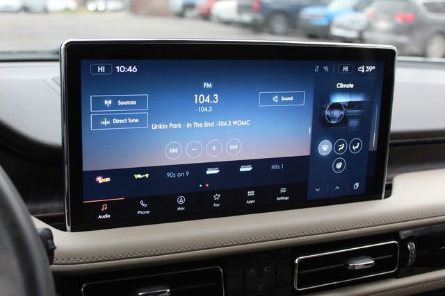 Certified 2023 Lincoln Nautilus Reserve image 22