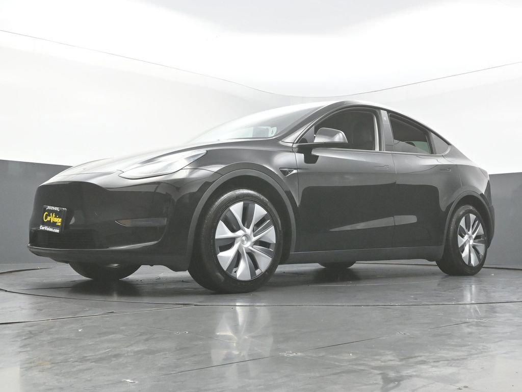 Used 2023 Tesla Model Y Long Range AWD/4WD image 47