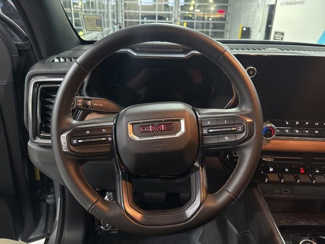 Used 2024 GMC Canyon AT4 w/ Technology Package image 16