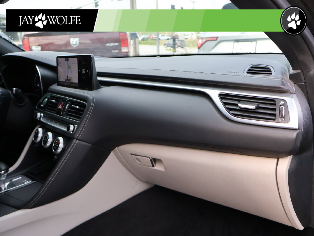 Used 2023 Genesis G70 2.0T AWD/4WD image 9