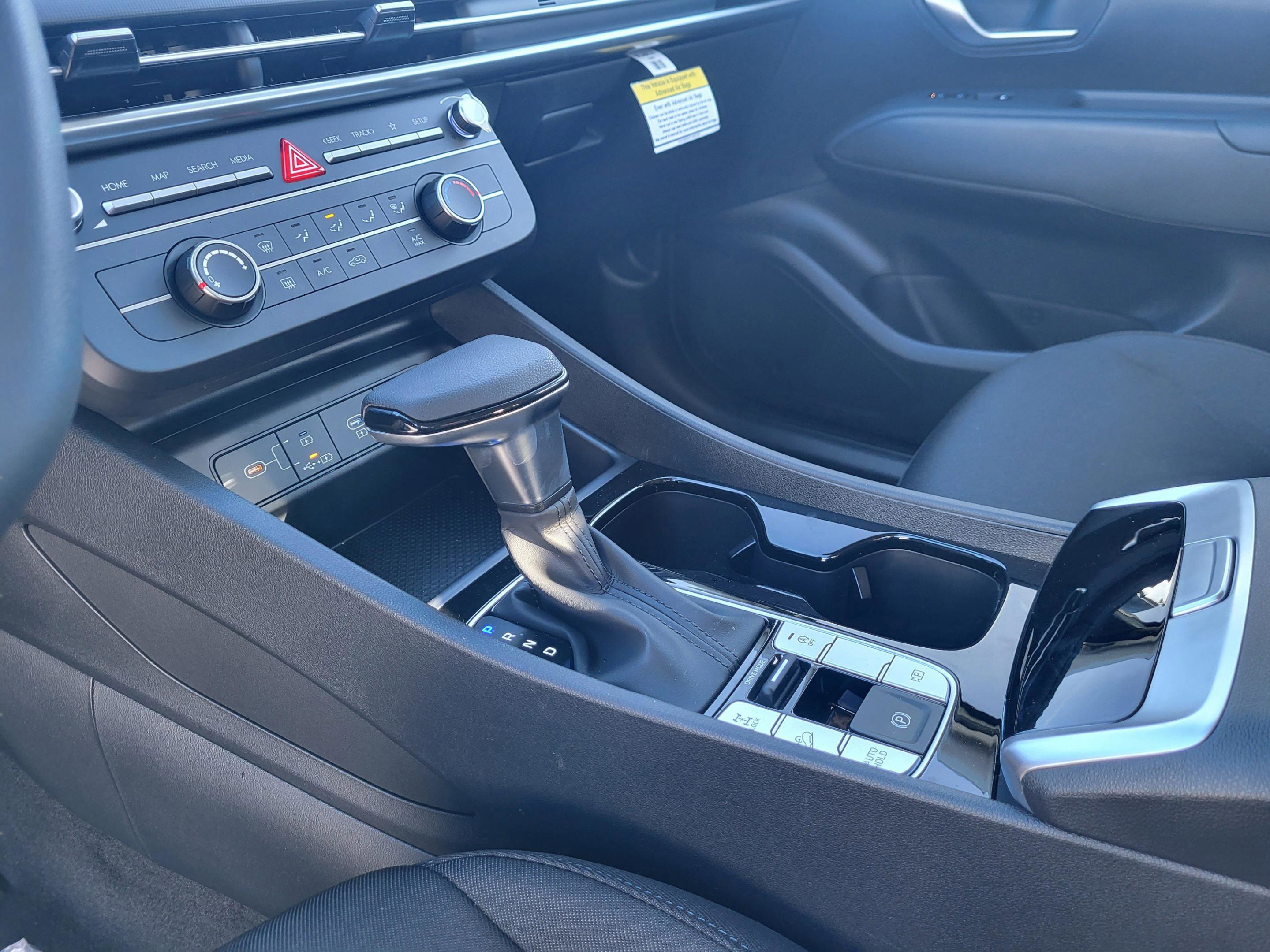 New 2026 Hyundai Tucson SE image 19