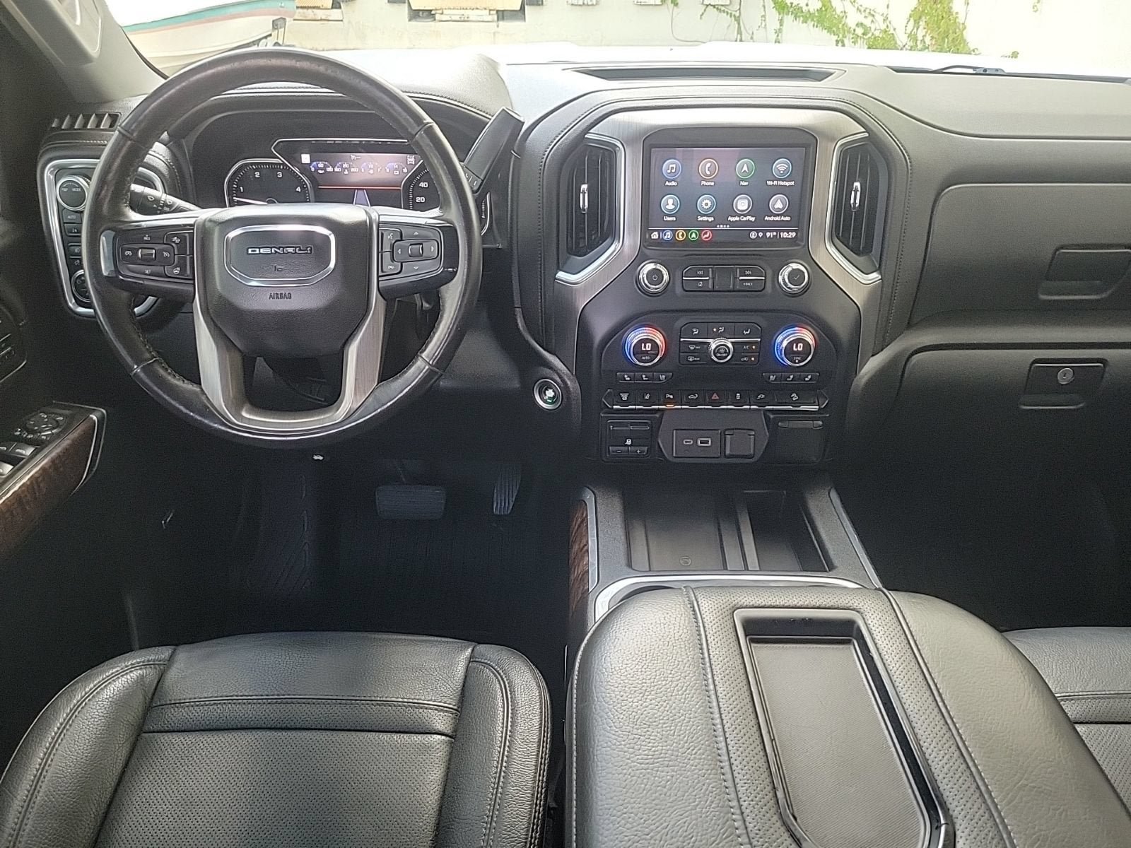 Used 2021 GMC Sierra 3500 Denali w/ Denali Ultimate Package AWD/4WD image 18