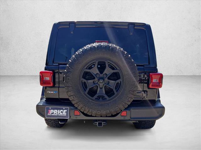 Used 2021 Jeep Wrangler Unlimited Sahara w/ Cold Weather Group AWD/4WD image 7