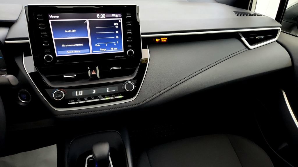 Certified 2021 Toyota Corolla SE w/ SE Premium Package FWD image 23