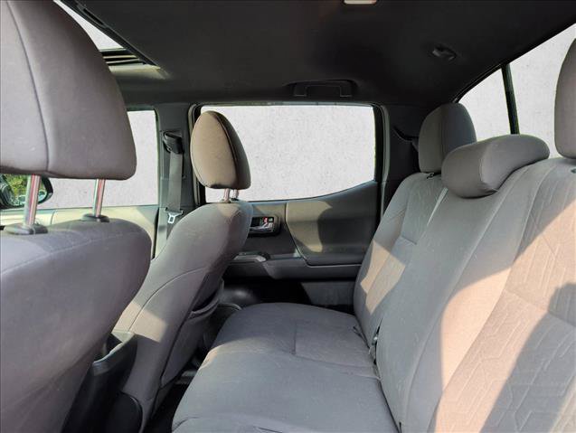 Used 2016 Toyota Tacoma TRD Off-Road w/ Premium & Technology Package AWD/4WD image 20