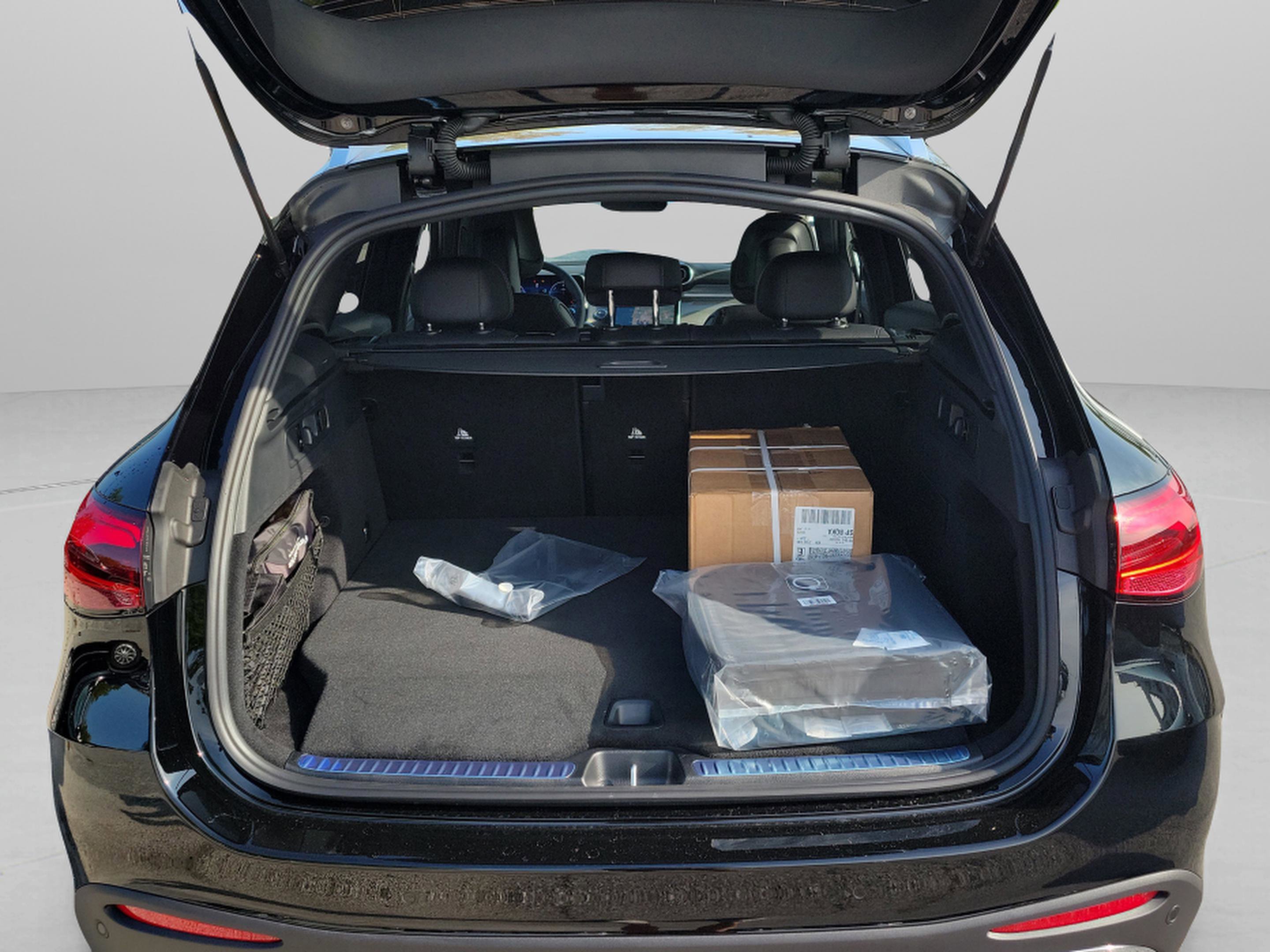 New 2026 Mercedes-Benz GLC 350e 4MATIC image 5