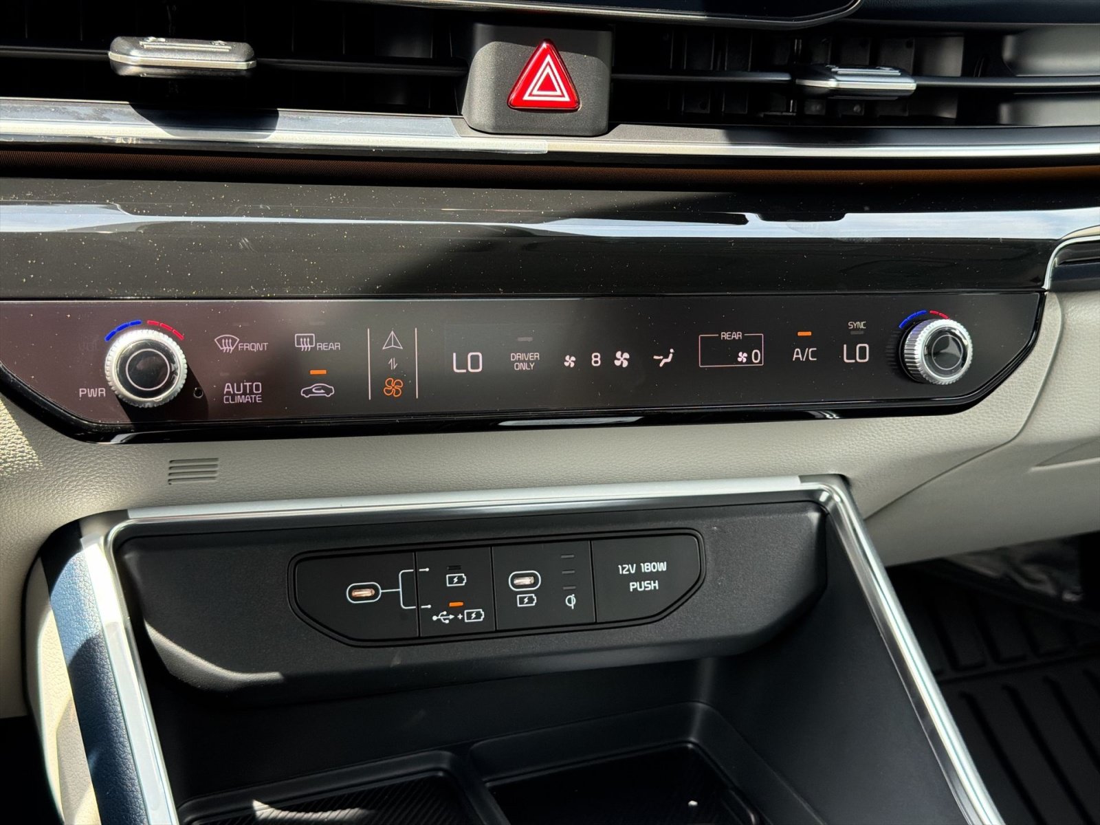 New 2026 Kia Carnival SX Prestige FWD image 24