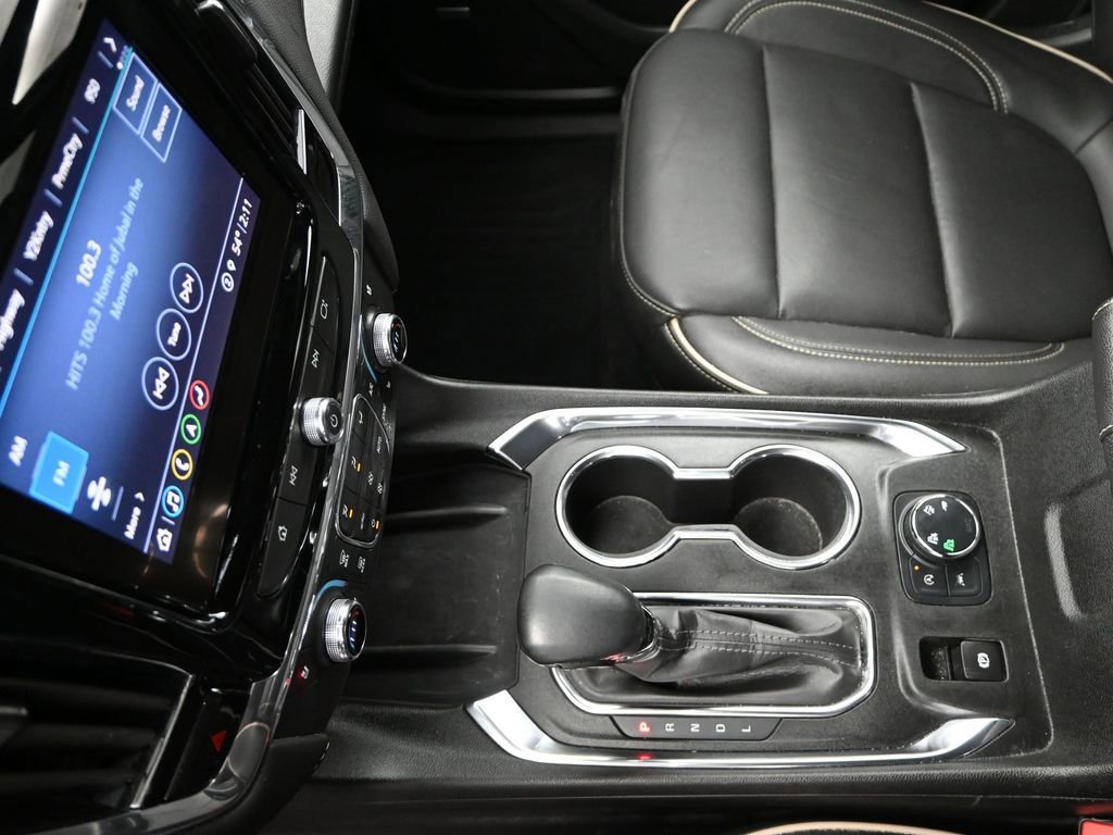 Used 2023 Chevrolet Traverse Premier image 20