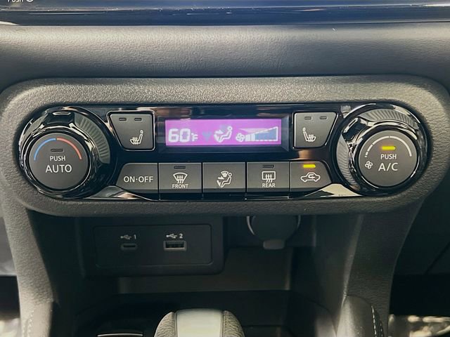 Used 2023 Nissan Kicks SR w/ SR Premium Package image 23