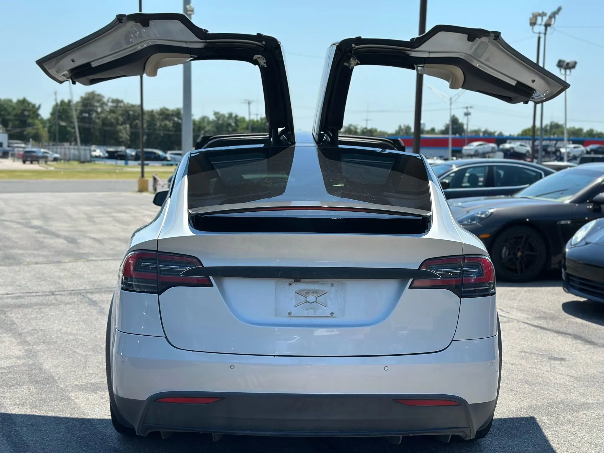 Used 2016 Tesla Model X Performance image 6